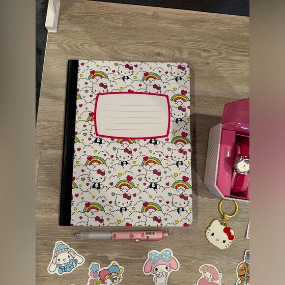 Hello Kitty Watch Set Notebook, Pen, Keychain, Stickers NEW - Picture 2 of 8